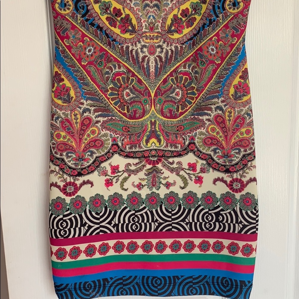 Pattern dress - Picture 2 of 4
